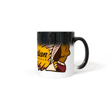 Lade das Bild in den Galerie-Viewer, Wärmeempfindliche Tasse mit indischem Motorrad-Logo