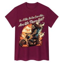 Lade das Bild in den Galerie-Viewer, Sind wir schon da? Biker-T-Shirt