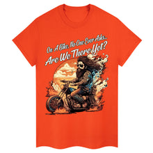 Lade das Bild in den Galerie-Viewer, Sind wir schon da? Biker-T-Shirt
