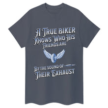 Indlæs billede til gallerivisning A True Biker  Slogan T-Shirt
